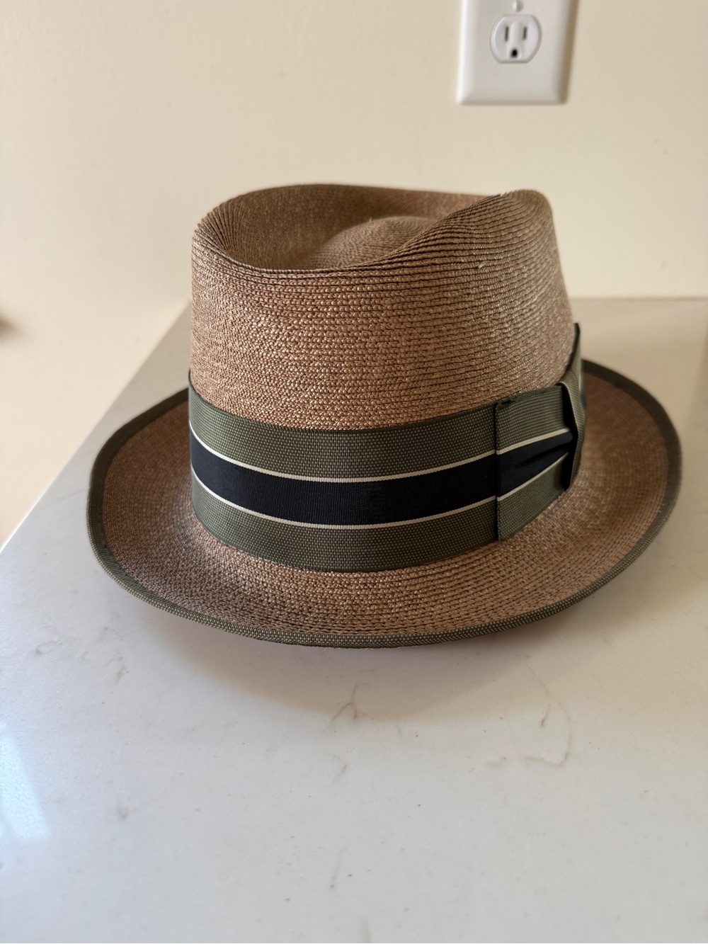 Vintage Dobbs Fifth Ave Fedora Hat w Olive & Black Grosgrain Band sz 7 1/8 EUC